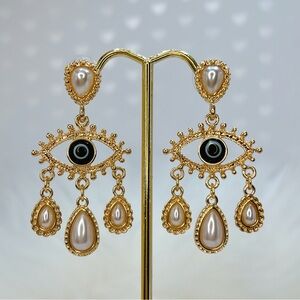 Elegant Gold and Black Eye Drop Earrings